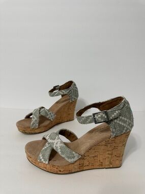 TOMS Sandals 7.5W Wedge Espadrille Strappy Cork Southwestern Aztec Boho Resort